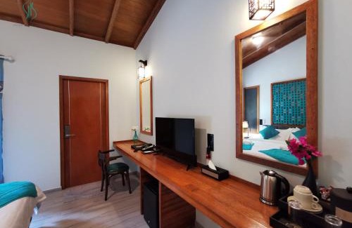 Fulhadhoo House | Village Hideaways & Spas