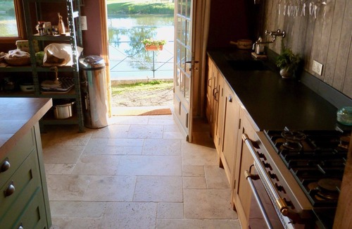 Allemans-du-Dropt House | Village house: exceptional river view