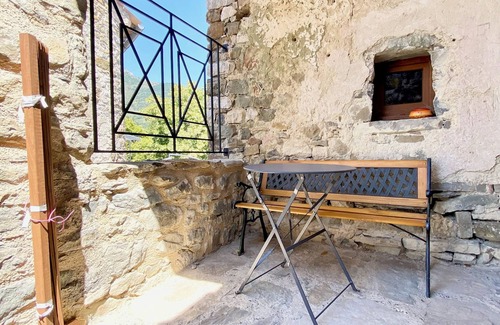 Ribeyret House | Village house in Ribeyret WIFI Quiet Comfort