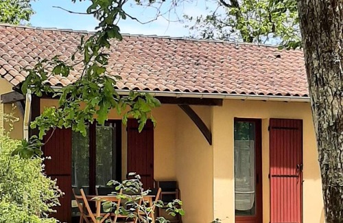 Calviac-en-Perigord House | Village of 10 lodgings with heated outdoor swimming pool, restaurant on 1 hectare
