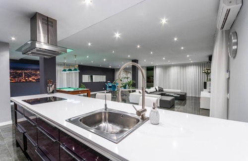 Sitges House | VILLAMARLY II 100 METERS FROM THE BEACH CASTELLDEFELS-SITGES