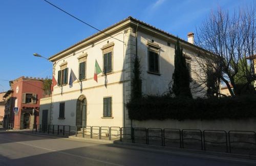 Caprona House | VillAmorosa