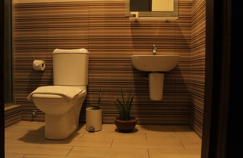 East Legon Hotel | Villandro Residence