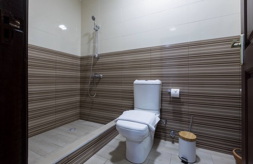 East Legon Hotel | Villandro Residence