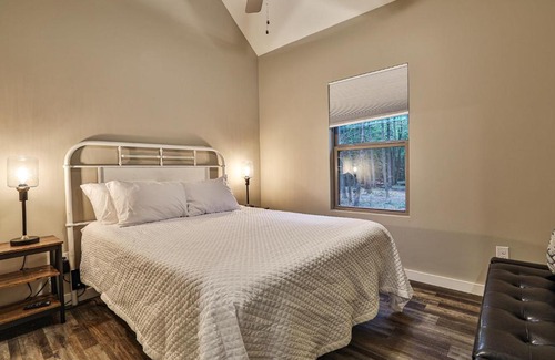 Tate Cabin | Villas at Gingershack Farms