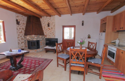 Ano Volimes Villa | Villas Farm Maria-Eleni