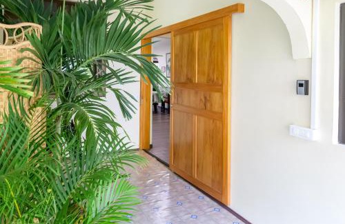 Pirae House | Villas TEAKAVEHERE - Fare OPUHI