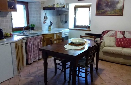 Piandelagotti House | Villetta degli Abeti, mountain house with large veranda