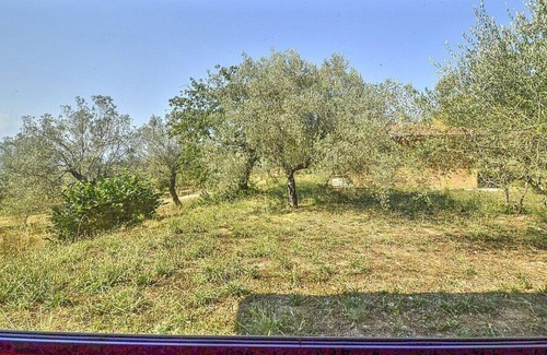 Sessa Aurunca House | Villino Aracea B, fully refundable with voucher*: A graceful cottage surrounded by vineyards and olive groves, with Free WI-FI.