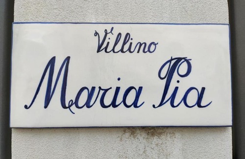 L'Aquila House | Villino Maria Pia, appartamento in villino in centro storico L'Aquila
