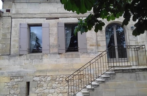 Francs Apartment | Vineyard apartment in the Bordeaux countryside