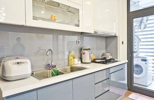 Ngoc Khanh Apartment | Vinhomes Metropolis 4 Bedrooms