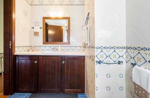 Figueiro dos Vinhos Apartment | Vintage charm meets modern comfort 3