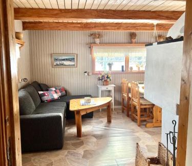 Harads House | Vintage cottage in Harads