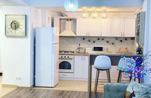 Sinaia Apartment | Vintage Home