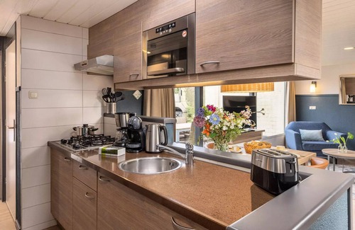 America House | VIP Cottage 4 People