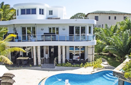 Villas Ana Maria Villa | VIP Rentals offer Villa Platinium Sosua's #1
