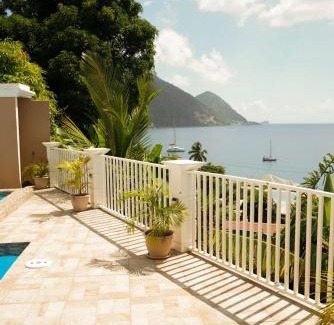 Newtown Apartment | VIP Residence - Ocean & Pool view Lovely 2-Bedroom Apartment