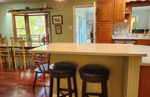 Davis Wharf House | Visit waterfront Camp Belle Haven now!