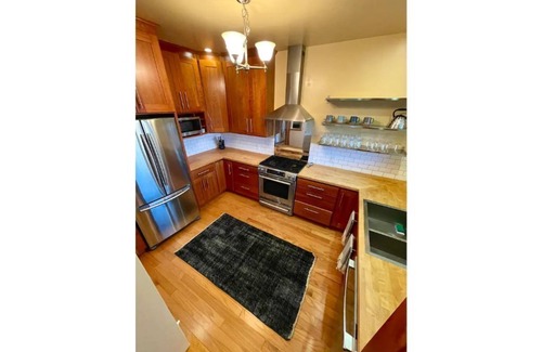 Eureka House | Vista House*Hot Tub* *Ocean & Bay Views*
