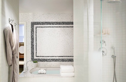 Norma Triangle Hotel | Vista Suite at The London West w/Private Balconies Near Beverly Hills Shopping