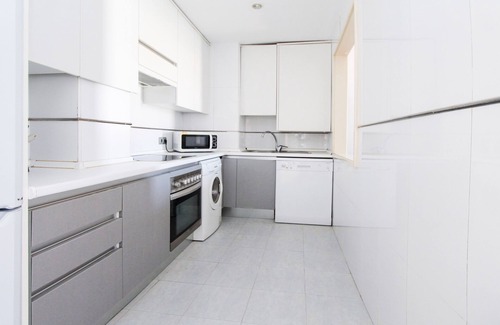 Vista Alegre Apartment | Vistalegre - Cinco Rosas One Bedroom Apartament with Parking