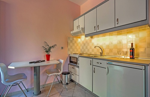 Agios Dimitrios Apartment | Vitorakis Apartments