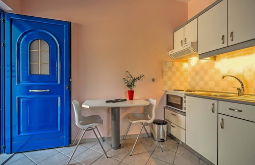 Agios Dimitrios Apartment | Vitorakis Apartments