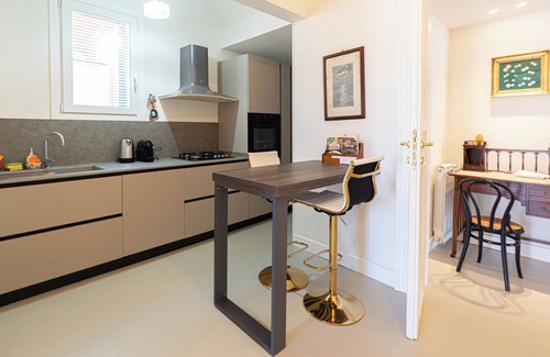 Old Town Apartment | Vittorio Emanuele Street House