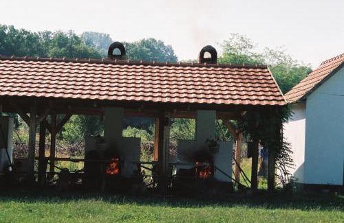Turistvandi House | Vizimalom Kemping, Panzió és Étterem