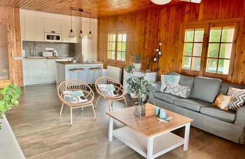 Alacon Villa | VlLLA PRIVADA - CASA DE MADERA