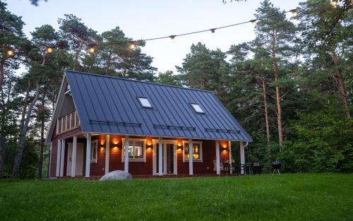 Suuresadama Villa | Vormsi Suvila