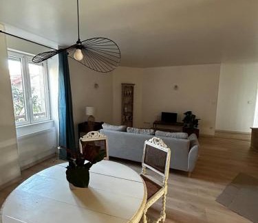 Rochechouart Apartment | Votre appartement à Rochechouart
