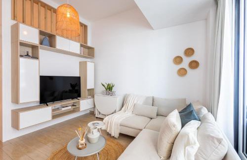 Abu Dhabi Apartment | Voyage Studio In Mayan With Partial Ocean Views
