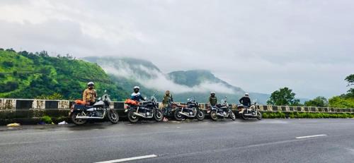 Malavli Hostel | Voyage Zo Lonavala