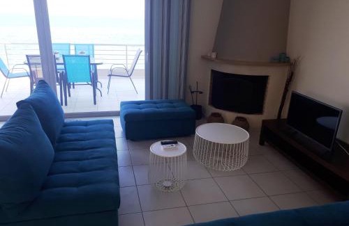 Kato Assos House | Vrachati Sea Front House