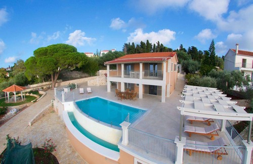 Antipata Villa | Vryonis - Four Bedroom Villa, Sleeps 8