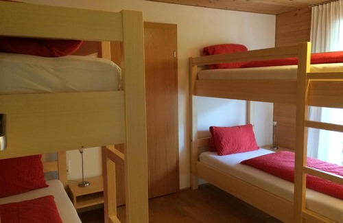 Warth Bed & Breakfast | Wäldermetzge Hüttenzimmer und Wohnungen