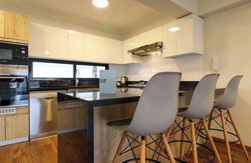 Armendariz Apartment | w* | Spotless 2BR with Balcony in Miraflores