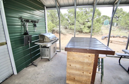 Monticello Apartment | W-W: Authentic Tipi with Great Views!