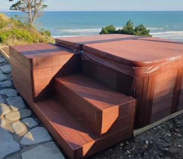 Whakataki House | Waio-iti, farm stay on the beach