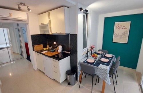Gornji Kono Apartment | Wake up 100m from Dubrovnik old walls, near the Sea and Game of Thrones location