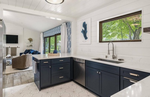 Alanson House | Wake Zone Cottage - Sleeps 10. Waterfront! Burt & Crooked Lake NEW HOT TUB