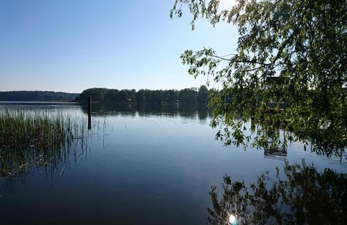 Neuruppin Apartment | Waldschenke Stendenitz Übernachten im Wald am See