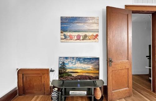 Downtown Des Moines Apartment | Walk To 3 Breweries! 1 Bed Apartment On Grand