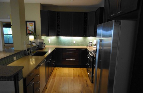 Zilker House | Walk to ACL and Downtown. Retreat with Pool, BBQ and Peloton