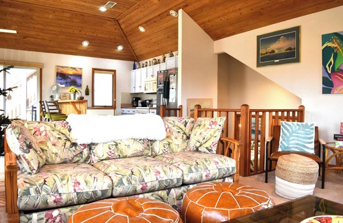 Ocean Sands House | Walk to Beach, Jacuzzi, Treetop Deck, Outdoor Bath, Love Pets!