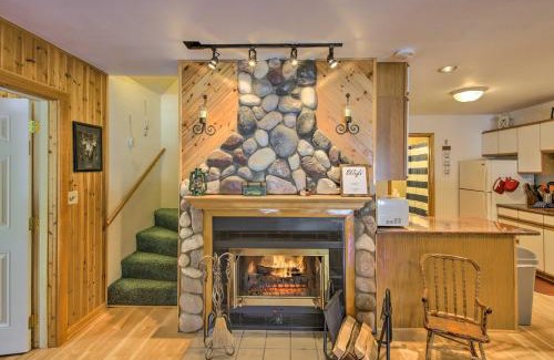 Friendship House | Walk to Castle Rock County Park Rustic Cabin