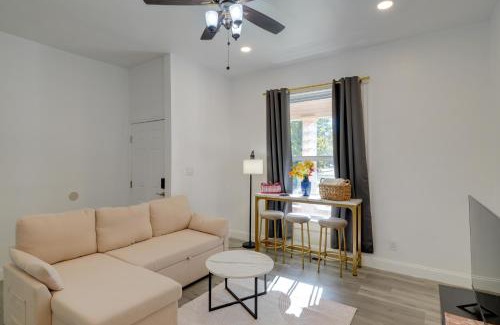 South Louisville House | Walk to Churchill Downs Central Louisville Home!