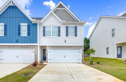 Lovejoy House | Walk to Dog Park and Playground Hampton Haven!
